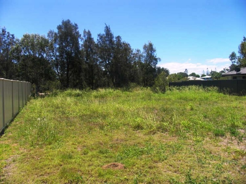 47 WILLIAM AVENUE, Yamba NSW 2464