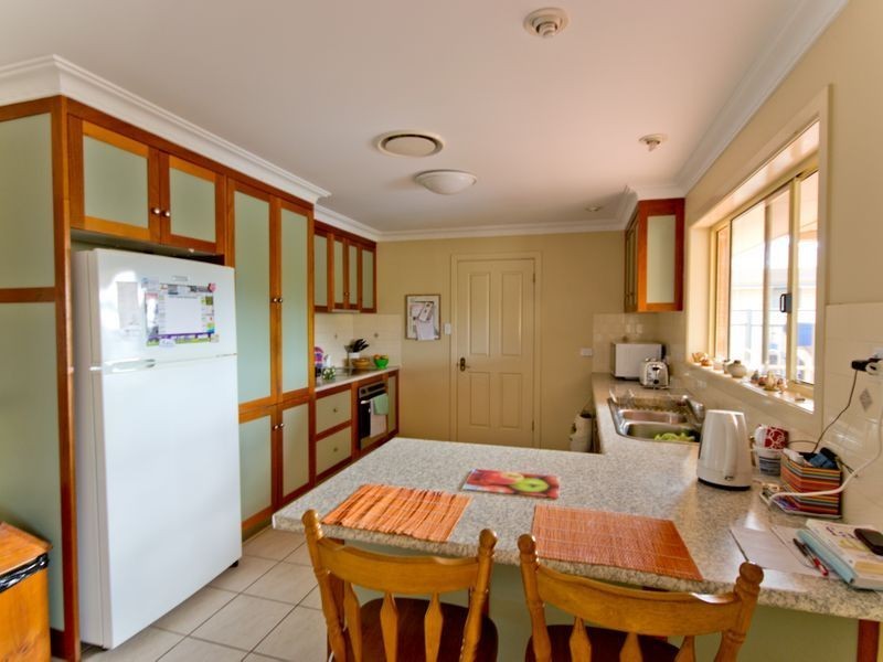 2 Barellan Avenue, Yamba NSW 2464