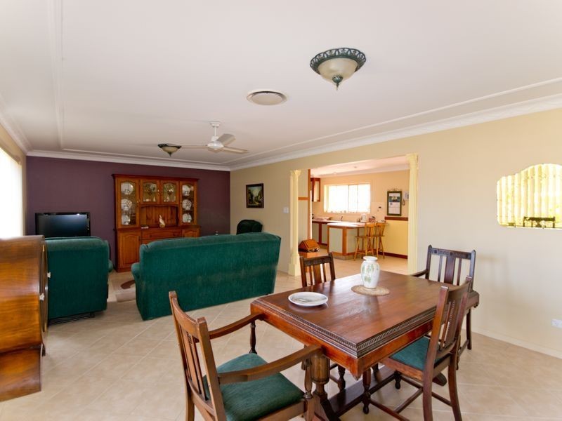 2 Barellan Avenue, Yamba NSW 2464