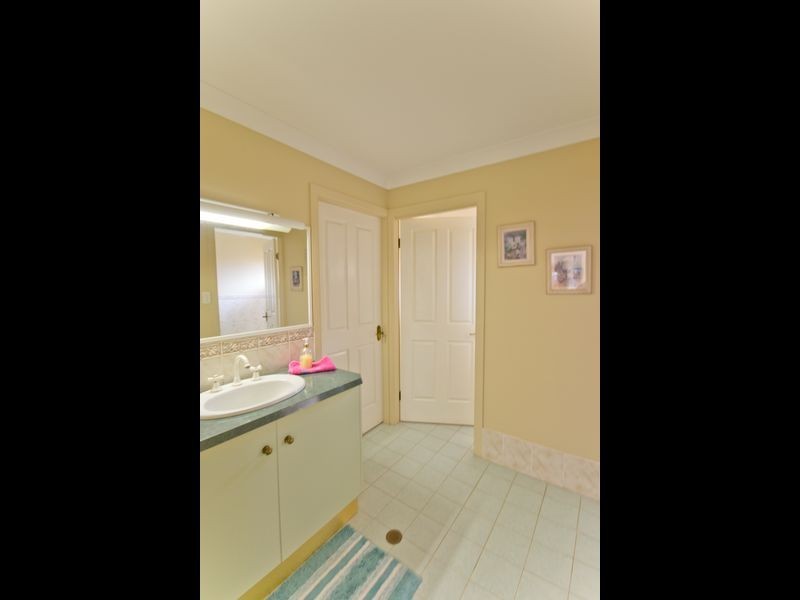 2 Barellan Avenue, Yamba NSW 2464