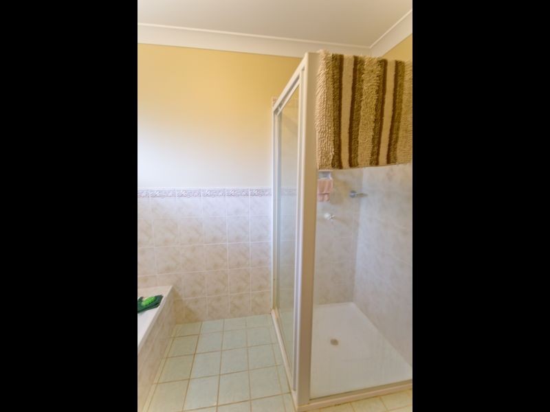 2 Barellan Avenue, Yamba NSW 2464