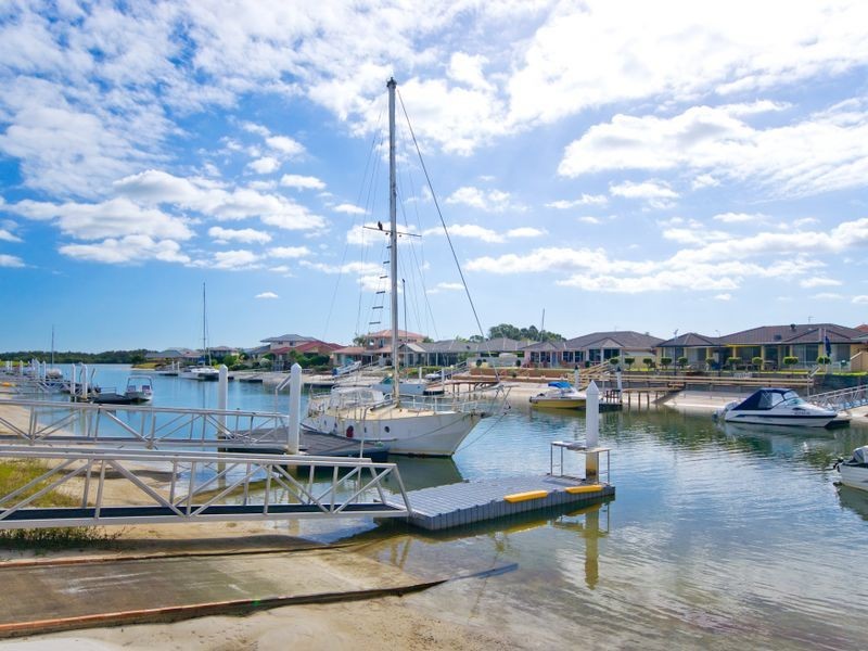 2 Barellan Avenue, Yamba NSW 2464