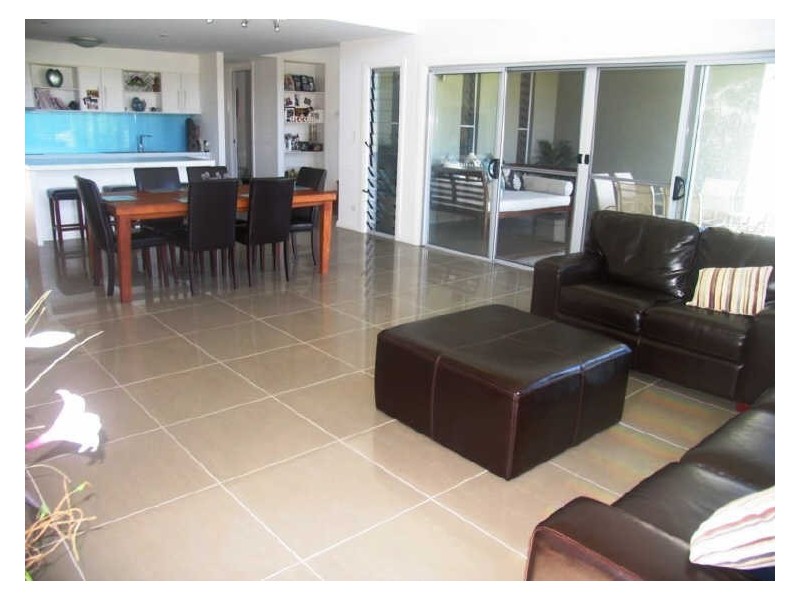 24 William Avenue, Yamba NSW 2464
