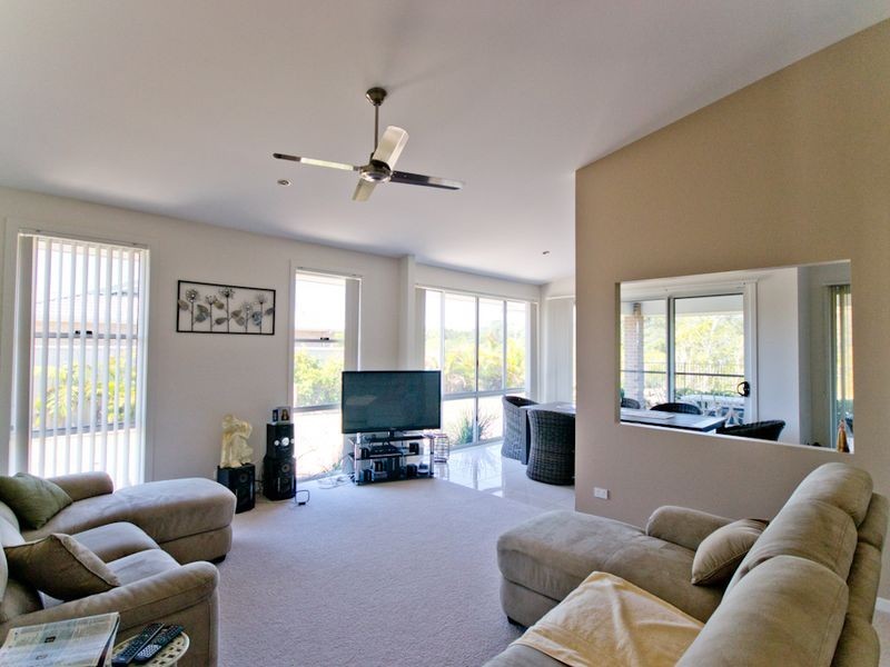 38 Bayview Drive, Yamba NSW 2464