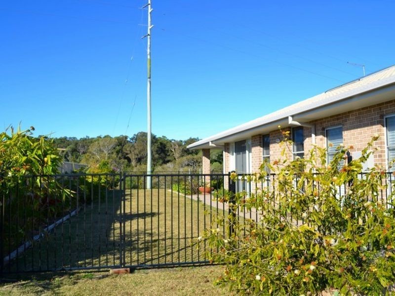 38 Bayview Drive, Yamba NSW 2464
