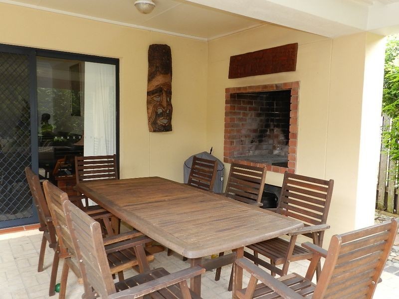 9 Oceania Court, Yamba NSW 2464