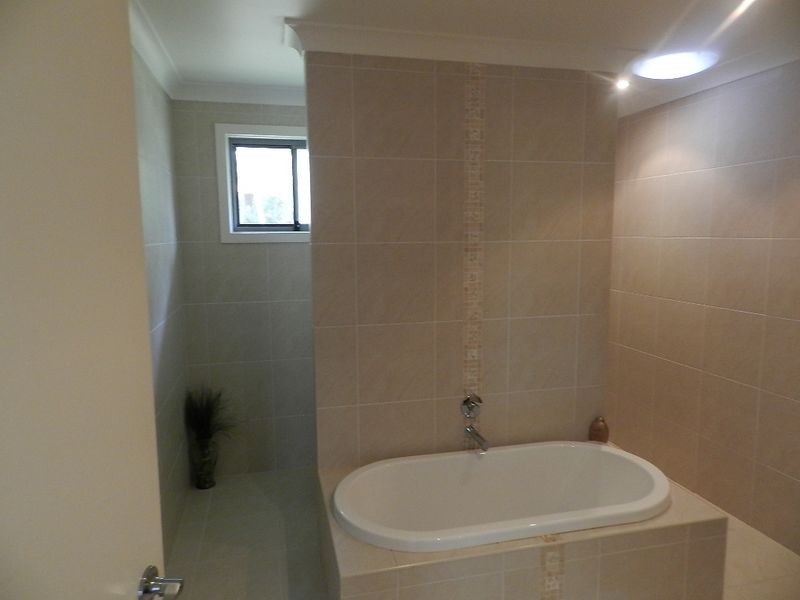 121 Lakes Boulevarde, Wooloweyah NSW 2464