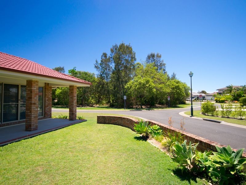 2/1 Newport Island Circuit, Yamba NSW 2464