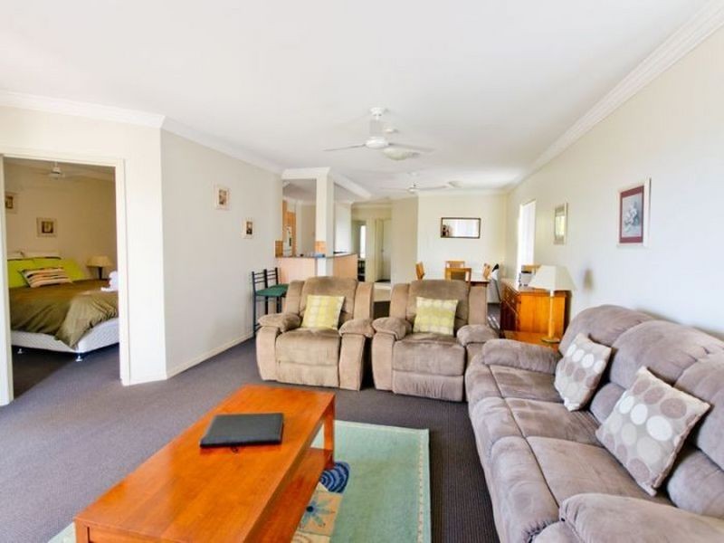 B1-U8 The Breakers/18-20 Pacific Parade, Yamba NSW 2464