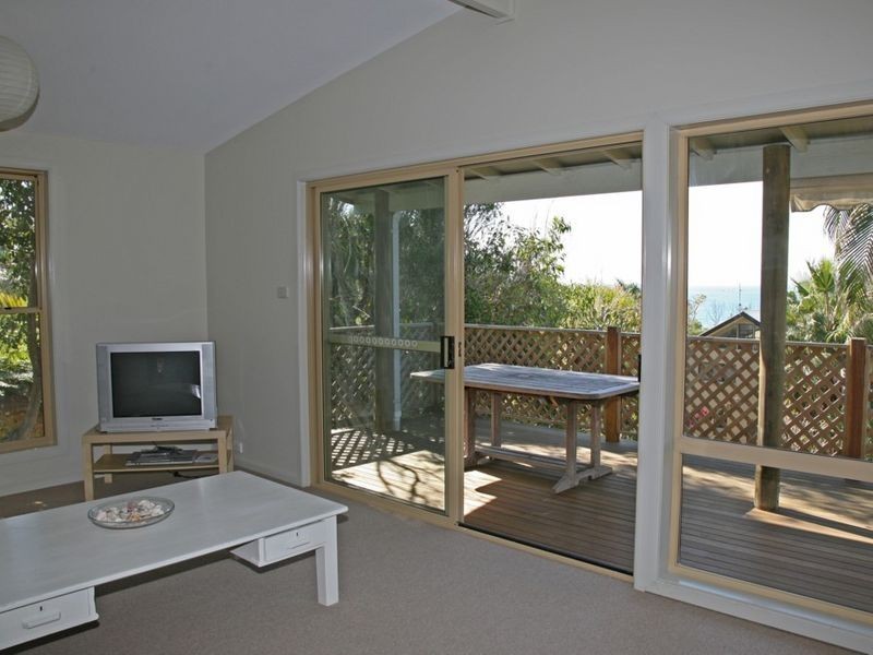 9 Angourie Street, Angourie NSW 2464