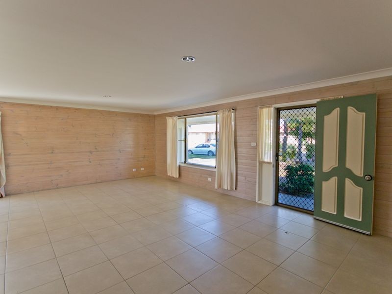 2 Melaleuca Drive, Yamba NSW 2464