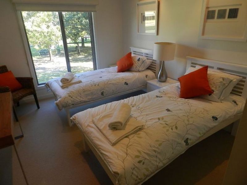 Watermark 2/8 Bent Street, Yamba NSW 2464