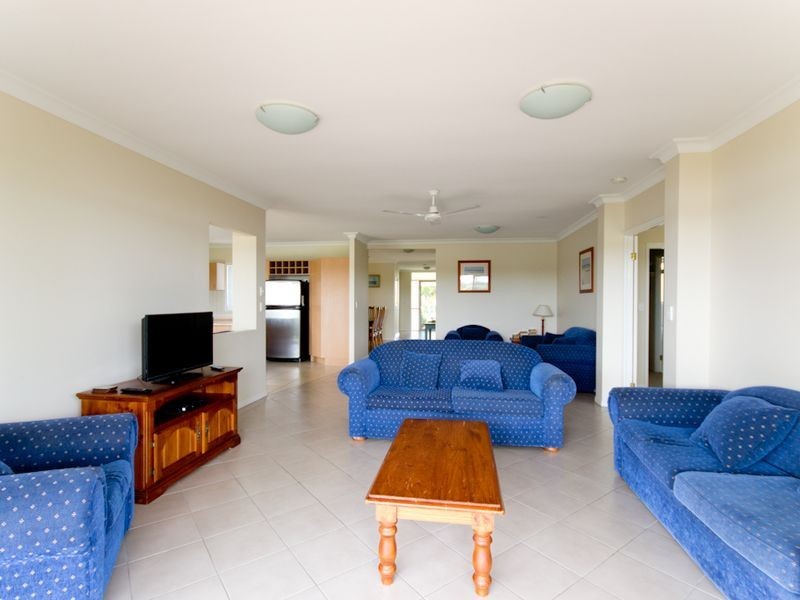 77 The Drive, Yamba NSW 2464
