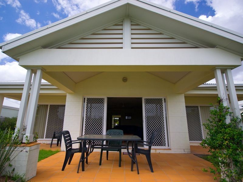 77 The Drive, Yamba NSW 2464