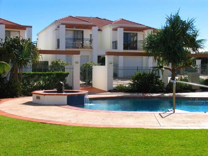 1/19-21 Pacific Parade, Yamba NSW 2464