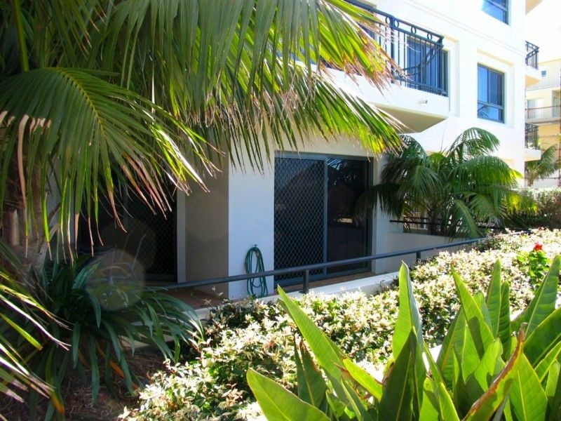 1/19-21 Pacific Parade, Yamba NSW 2464