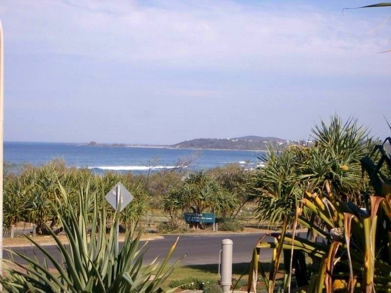 2-3/19-21 Pacific Parade, Yamba NSW 2464