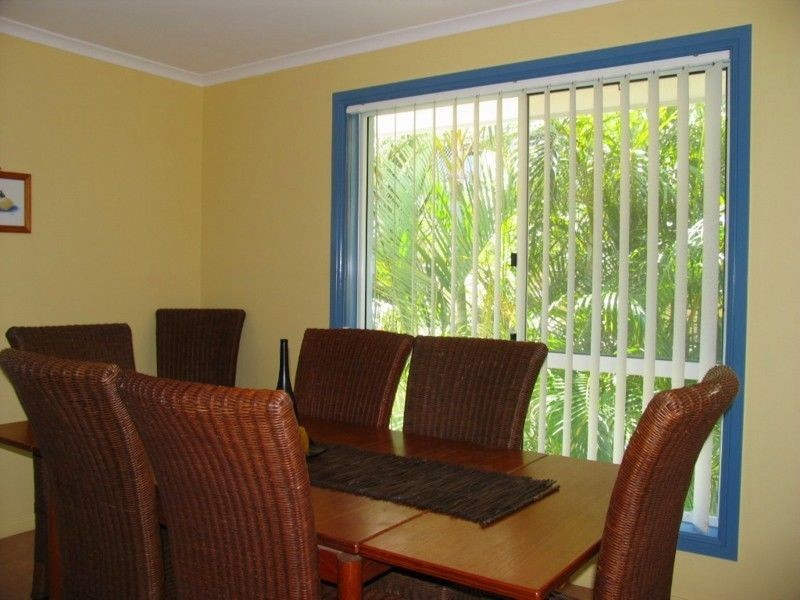 1/7 Convent Lane, Yamba NSW 2464
