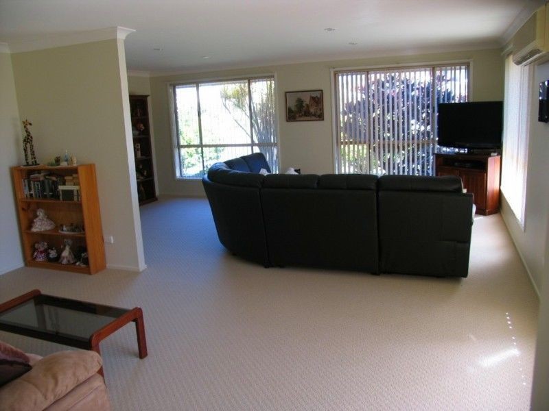 2 Casuarina Close, Yamba NSW 2464