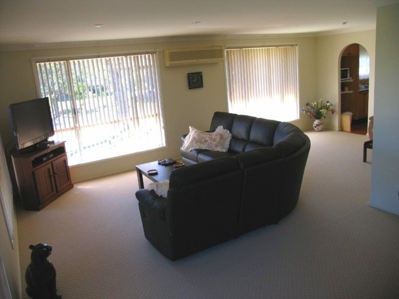 2 Casuarina Close, Yamba NSW 2464