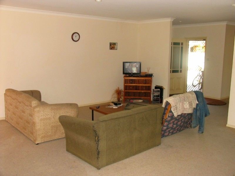 2/6 Daring Close, Yamba NSW 2464