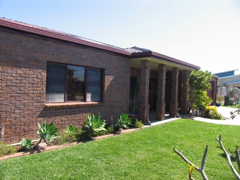 23 Barellan Avenue, Yamba NSW 2464