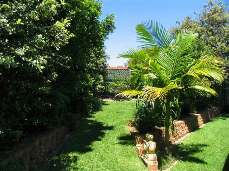 35 Oceania Court, Yamba NSW 2464