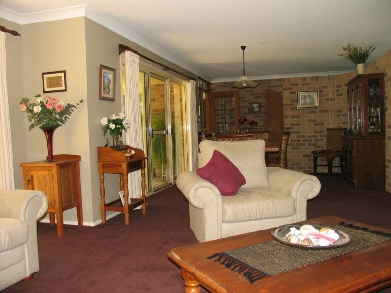 21 Palm Terrace, Yamba NSW 2464