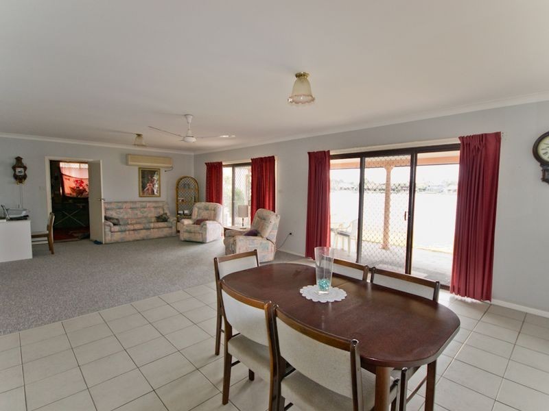 18 Acacia Circuit, Yamba NSW 2464