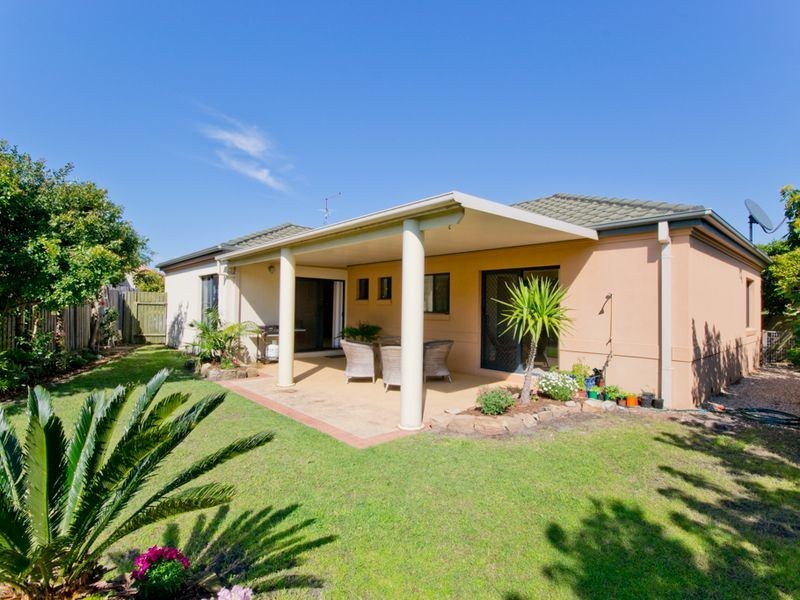 32 Oceania Court, Yamba NSW 2464