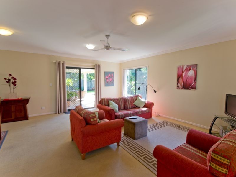32 Oceania Court, Yamba NSW 2464