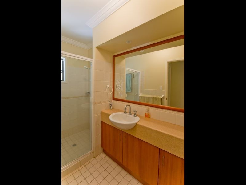 32 Oceania Court, Yamba NSW 2464