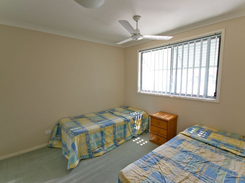 Catalina 2/8 Beachside Way, Yamba NSW 2464