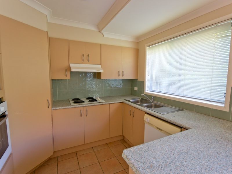 Catalina 2/8 Beachside Way, Yamba NSW 2464