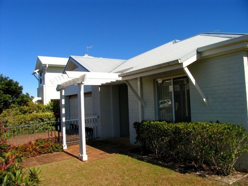 69 The Drive, Yamba NSW 2464