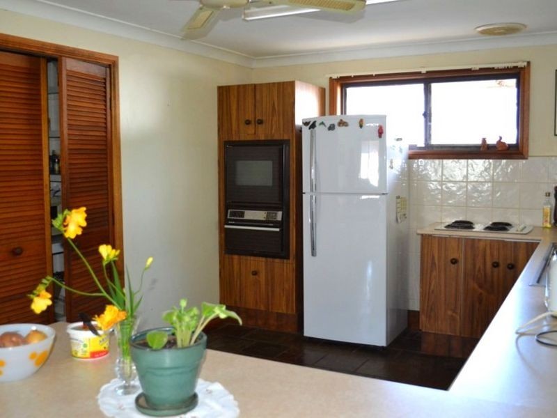 175 Lakes Boulevarde, Wooloweyah NSW 2464