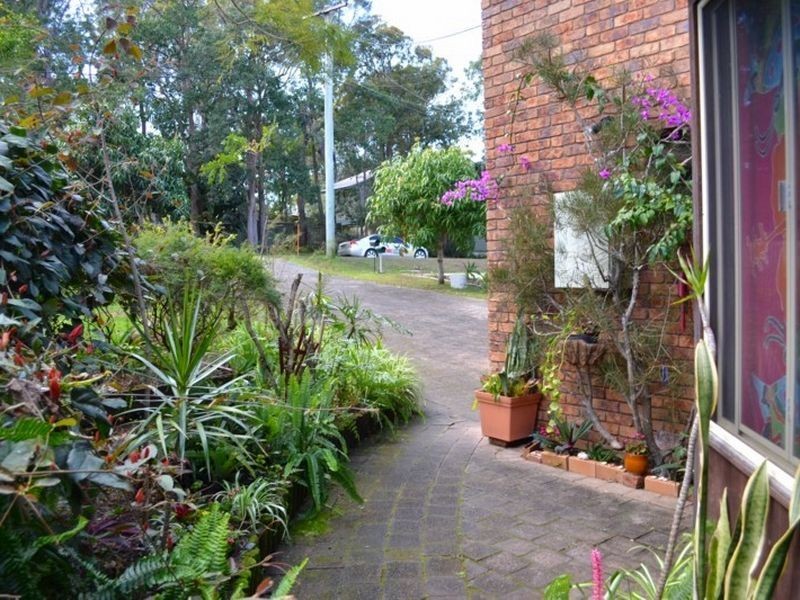 175 Lakes Boulevarde, Wooloweyah NSW 2464