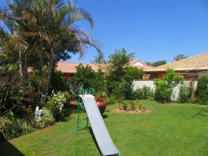 10 Osprey Drive, Yamba NSW 2464