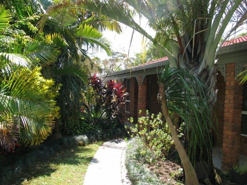 2 Banksia Place, Yamba NSW 2464