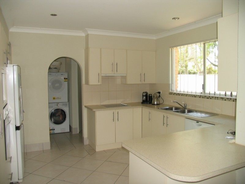 2 Banksia Place, Yamba NSW 2464
