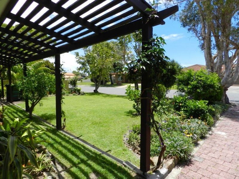 41 Melaleuca Drive, Yamba NSW 2464