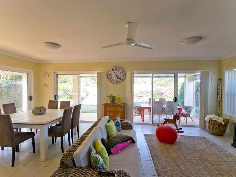 17 The Parkway, Yamba NSW 2464