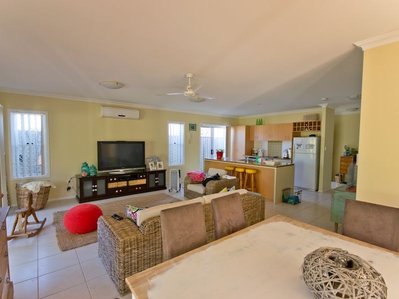 17 The Parkway, Yamba NSW 2464