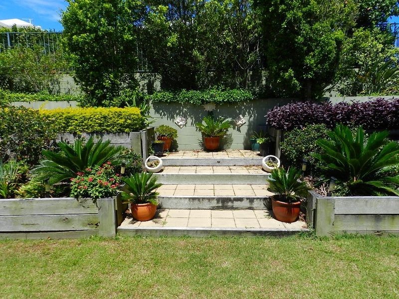 17 The Parkway, Yamba NSW 2464