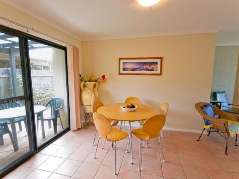 Sirocco 2/17 Beachside Way, Yamba NSW 2464