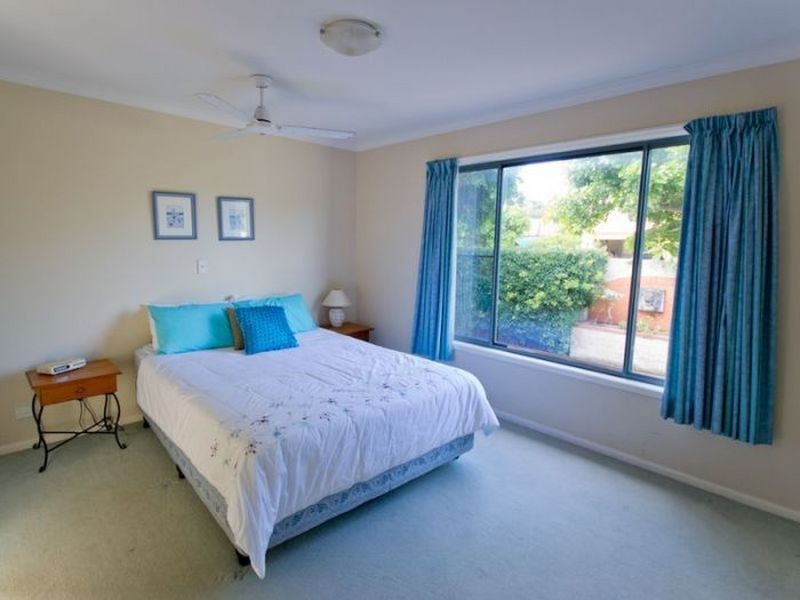 Sirocco 2/17 Beachside Way, Yamba NSW 2464