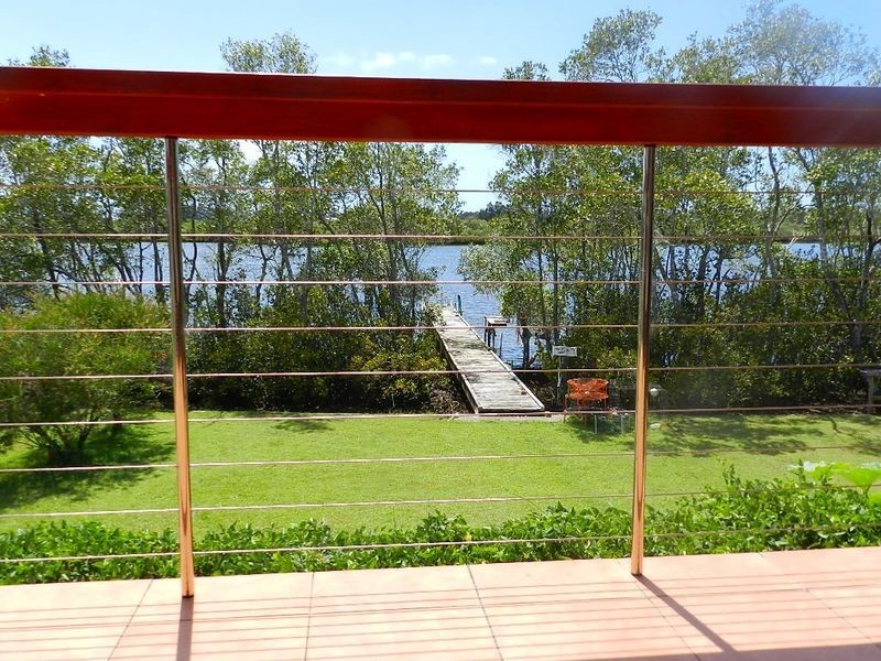 15 Oyster Channel Road, Yamba NSW 2464