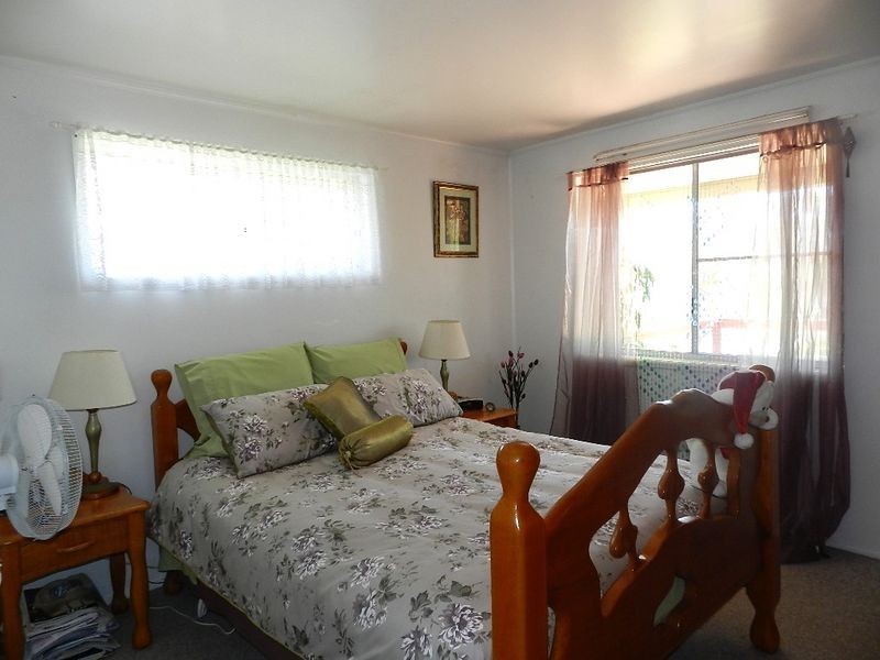 15 Oyster Channel Road, Yamba NSW 2464