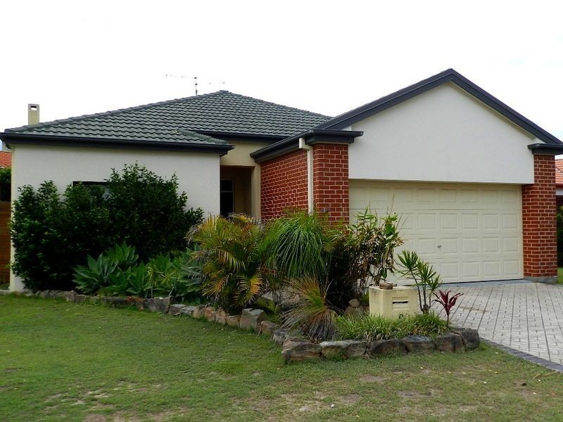 9 Oceania Court, Yamba NSW 2464