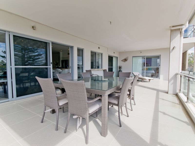 Bimbadeen 2/33 Clarence Street, Yamba NSW 2464